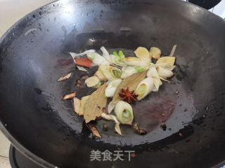 香菇土豆炖鸡块的做法步骤:5