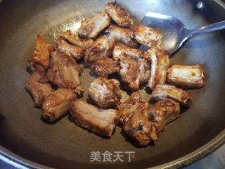 紫土豆粉条炖排骨的做法步骤:9
