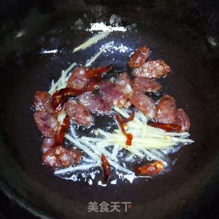 腊肠炒芥兰 的做法步骤:8