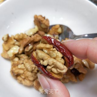 红枣夹核桃 的做法步骤：5
