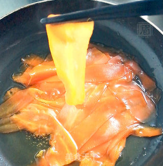 装饰用胡萝卜蜜饯 的做法步骤:4