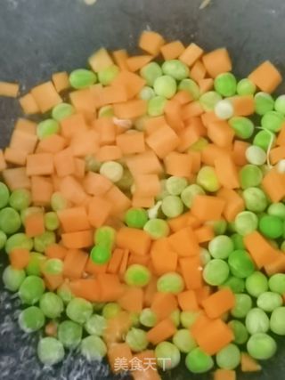 耳光炒饭的做法步骤:5