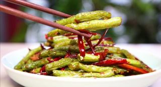 干煸四季豆!麻辣鲜香,开胃下饭!!!的做法步骤:9