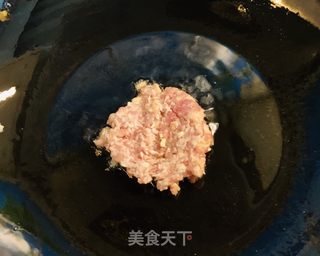 火麻仁肉末红白豆腐的做法步骤：2