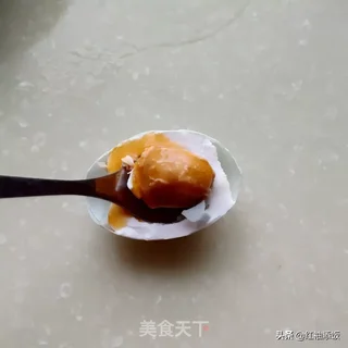 咸鸭蛋黄焗南瓜的做法步骤:3