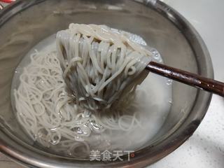 虾仁荞麦凉面的做法步骤:13