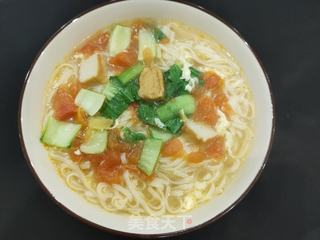 西红柿挂面汤的做法步骤:12