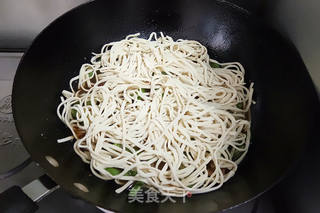 家常豆角焖面的做法步骤:9