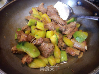 南瓜烧排骨的做法步骤:12
