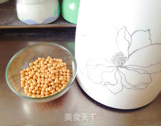 黄豆豆浆的做法步骤：1