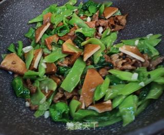 青莴苣香干炒肉片的做法步骤：7