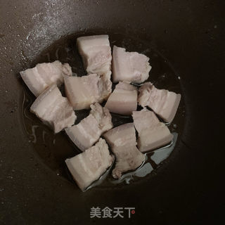 五花肉排骨焖白豆干的做法步骤：6