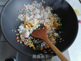 鸡蛋炒饭的做法步骤：6