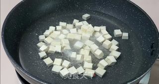 肉末豆腐鸡蛋羹丨既简单又美味小孩抢着吃的做法步骤:2