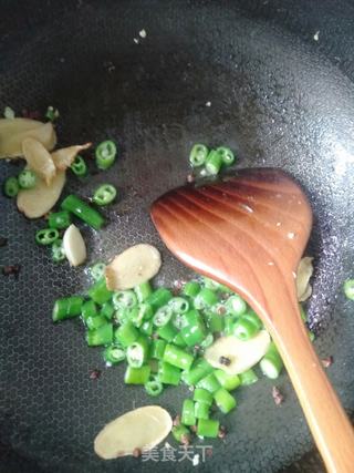 干煸土豆条的做法步骤:5