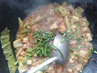 五花肉炖大白菜的做法步骤:12