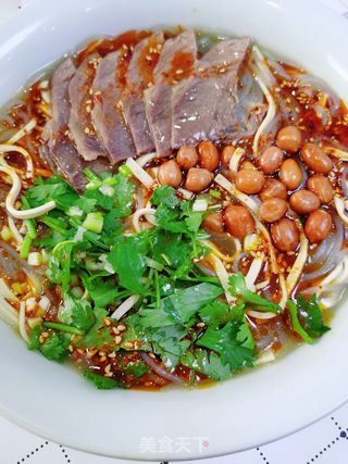 牛肉粉丝汤的做法步骤:7