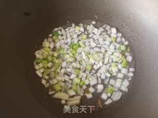 萝卜缨香菇豆腐粉条包的做法步骤:24