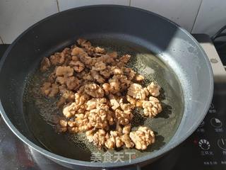 琥珀核桃的做法步骤:3