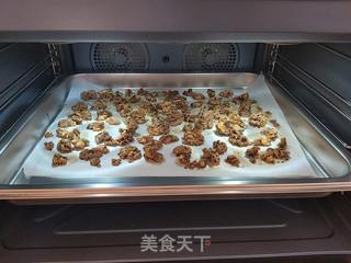 琥珀核桃的做法步骤:8