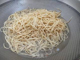 干豆腐炒韭菜的做法步骤:5
