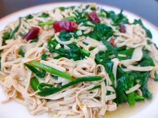 干豆腐炒韭菜的做法步骤:9