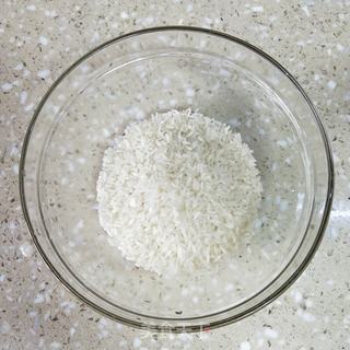 生滚鱼片粥的做法步骤:3