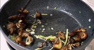 香菇滑鸡丨鲜嫩营养,简单美味的做法步骤:5