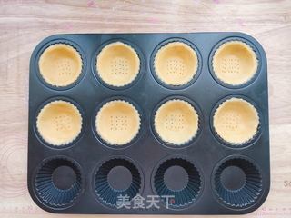 万圣节鬼脸草莓派的做法步骤:7