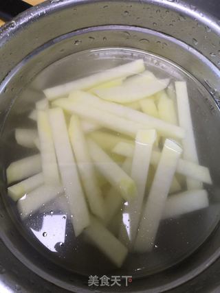 自制薯条的做法步骤:3