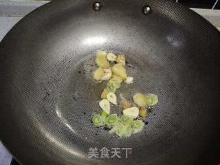 板栗山药炖鸡翅的做法步骤:5