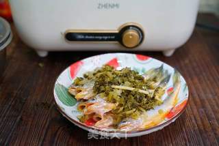 酸菜蒸黄鱼的做法步骤:4
