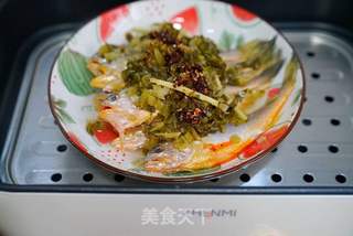 酸菜蒸黄鱼的做法步骤:5