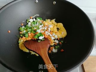 酱油炒饭的做法步骤：4