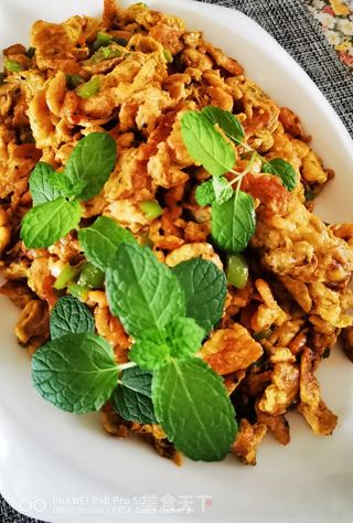 秘制磷虾炒蛋的做法步骤:12