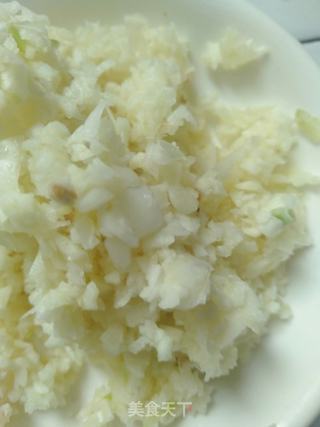 蒜香虾仁白菜煲的做法步骤:4