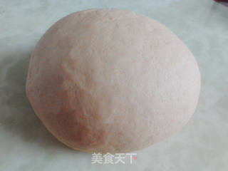 胡萝卜椰香花卷(一次发酵)的做法步骤:2