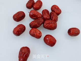 蒸红枣的做法步骤:2