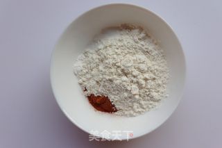 女巫帽子蛋糕的做法步骤:2