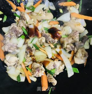 洋葱炒鸡肉的做法步骤：8