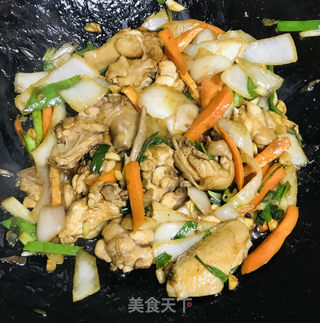 洋葱炒鸡肉的做法步骤：9