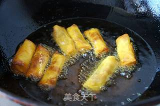 脆炸春卷的做法步骤:4