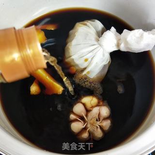 卤猪蹄的做法步骤:9