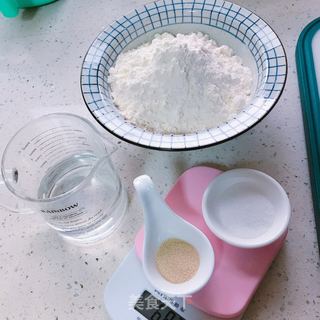 白面馒头的做法步骤：1