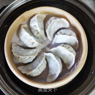 白菜肉馅饺子的做法步骤:11