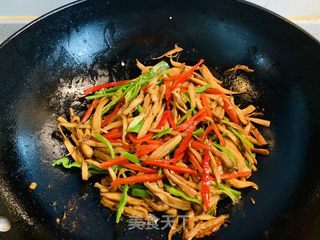 火麻仁干煸杏鲍菇的做法步骤：5