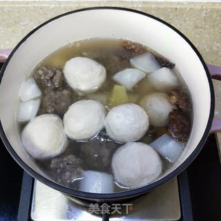 双丸萝卜汤的做法步骤:7