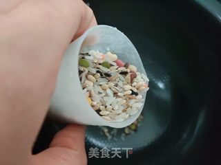 南瓜八宝粥的做法步骤：3