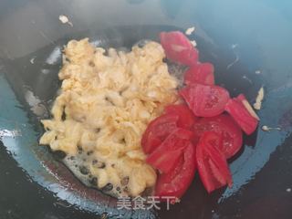 番茄鸡蛋面的做法步骤:2