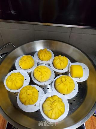 猪肉梅干菜南瓜包子的做法步骤:13